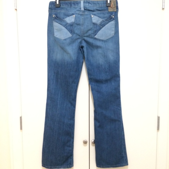 Hippie Jeans Ladies Size 30 Boot Cut Medium Wash - Picture 3 of 8